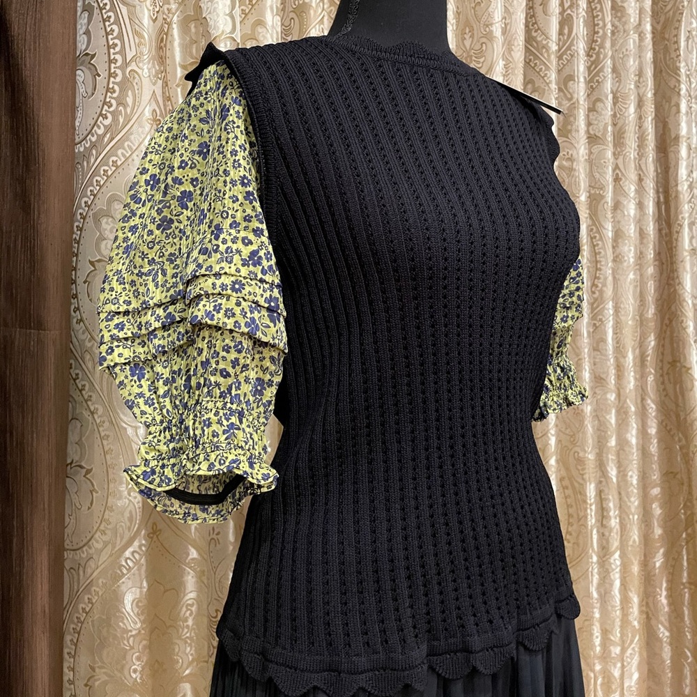 Blouse - Picture 2 of 16